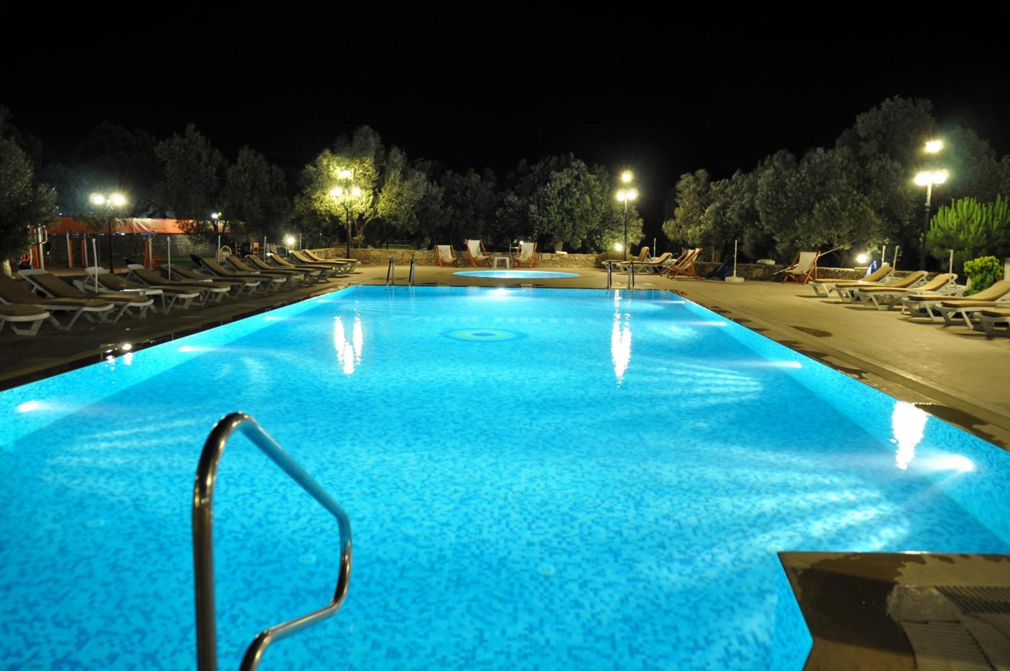 Assos Park Hotel Eksteriør bilde